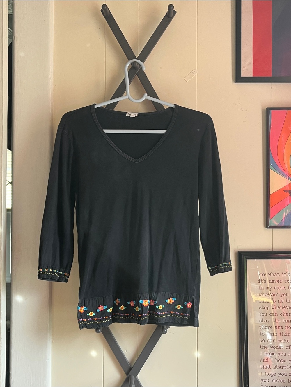 Y2K Vintage Black Embroidered V-Neck Women’s Top